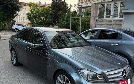 Mercedes-Benz C-Класс, 2011 год, 1 250 000 рублей, 2 фотография