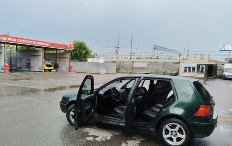 Volkswagen Golf IV, 1998 год, 259 000 рублей, 3 фотография