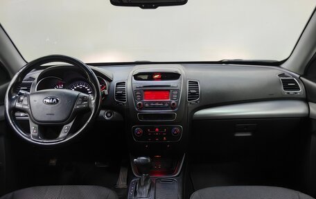 KIA Sorento II рестайлинг, 2015 год, 1 599 000 рублей, 13 фотография