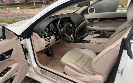 Mercedes-Benz E-Класс, 2013 год, 2 050 000 рублей, 10 фотография