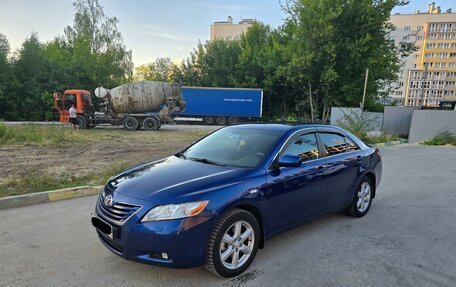 Toyota Camry, 2006 год, 1 050 000 рублей, 2 фотография