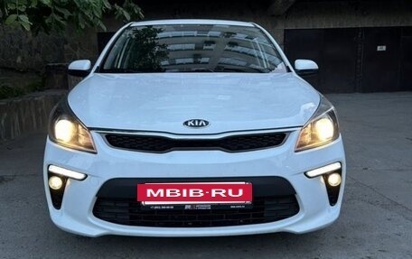 KIA Rio IV, 2019 год, 1 400 000 рублей, 2 фотография