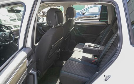 Volkswagen Tiguan II, 2020 год, 2 980 000 рублей, 11 фотография