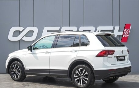 Volkswagen Tiguan II, 2020 год, 2 980 000 рублей, 2 фотография
