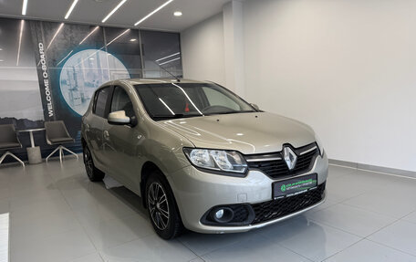 Renault Sandero II рестайлинг, 2016 год, 930 000 рублей, 3 фотография