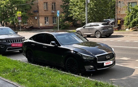 Infiniti Q70 I, 2015 год, 2 070 000 рублей, 2 фотография