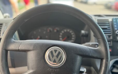 Volkswagen Transporter T5 рестайлинг, 2004 год, 1 050 000 рублей, 14 фотография