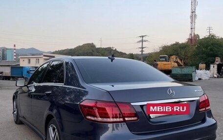 Mercedes-Benz E-Класс, 2013 год, 1 800 000 рублей, 2 фотография