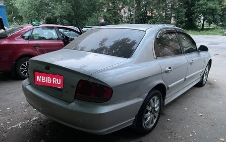 Hyundai Sonata IV рестайлинг, 2003 год, 260 000 рублей, 5 фотография