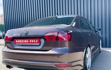 Volkswagen Jetta VI, 2014 год, 1 300 000 рублей, 14 фотография