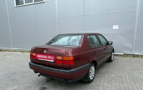 Volkswagen Vento, 1993 год, 145 000 рублей, 4 фотография