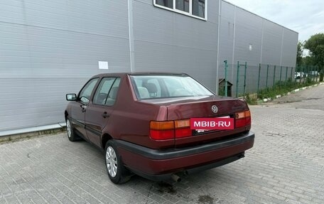 Volkswagen Vento, 1993 год, 145 000 рублей, 6 фотография