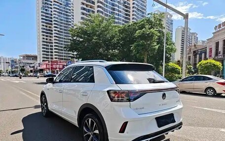 Volkswagen T-Roc I, 2024 год, 2 196 740 рублей, 4 фотография