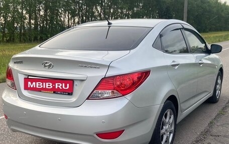 Hyundai Solaris II рестайлинг, 2011 год, 775 000 рублей, 8 фотография