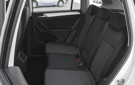 Volkswagen Tiguan II, 2021 год, 2 730 000 рублей, 9 фотография