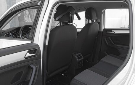 Volkswagen Tiguan II, 2021 год, 2 730 000 рублей, 11 фотография