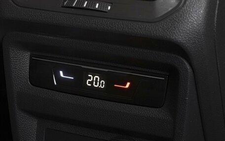 Volkswagen Tiguan II, 2021 год, 2 730 000 рублей, 16 фотография