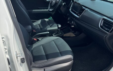 KIA Stonic, 2020 год, 2 100 000 рублей, 7 фотография