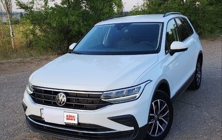 Volkswagen Tiguan II, 2021 год, 2 800 000 рублей, 6 фотография