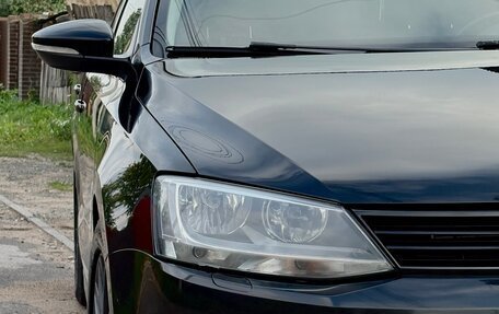 Volkswagen Jetta VI, 2011 год, 1 045 000 рублей, 5 фотография