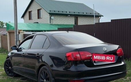 Volkswagen Jetta VI, 2011 год, 1 045 000 рублей, 6 фотография
