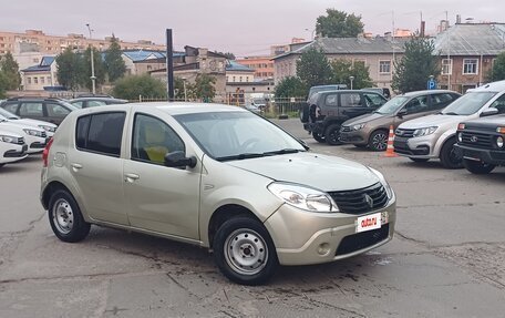 Renault Sandero I, 2014 год, 320 000 рублей, 2 фотография