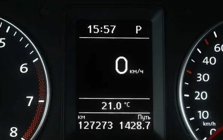 Volkswagen Touran III, 2014 год, 1 250 000 рублей, 6 фотография