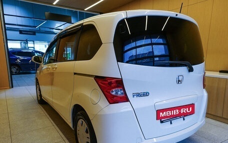 Honda Freed I, 2010 год, 1 050 000 рублей, 8 фотография