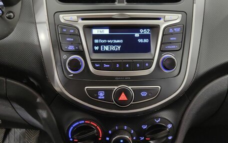 Hyundai Solaris II рестайлинг, 2014 год, 720 000 рублей, 14 фотография