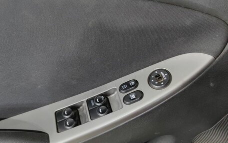 Hyundai Solaris II рестайлинг, 2014 год, 720 000 рублей, 18 фотография