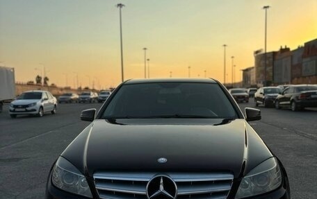 Mercedes-Benz C-Класс, 2010 год, 1 350 000 рублей, 1 фотография