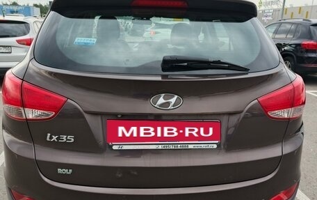 Hyundai ix35 I рестайлинг, 2013 год, 1 200 000 рублей, 12 фотография