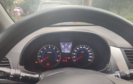 Hyundai Solaris II рестайлинг, 2013 год, 780 000 рублей, 11 фотография