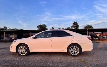 Toyota Camry, 2016 год, 1 800 000 рублей, 3 фотография