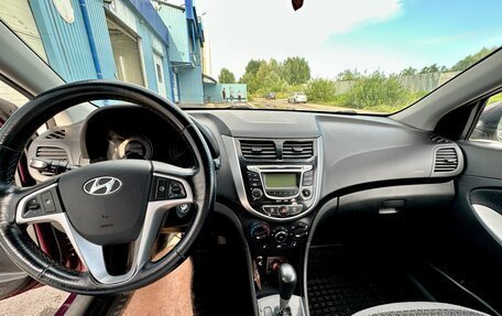 Hyundai Solaris II рестайлинг, 2011 год, 700 000 рублей, 12 фотография