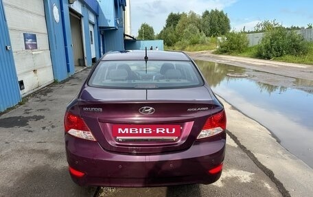 Hyundai Solaris II рестайлинг, 2011 год, 700 000 рублей, 5 фотография