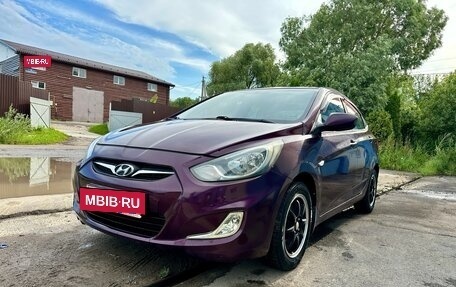 Hyundai Solaris II рестайлинг, 2011 год, 700 000 рублей, 4 фотография