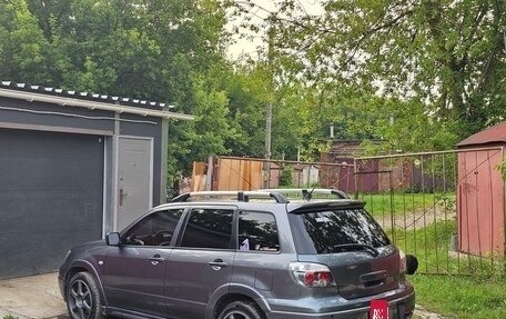 Mitsubishi Outlander III рестайлинг 3, 2005 год, 1 400 000 рублей, 5 фотография