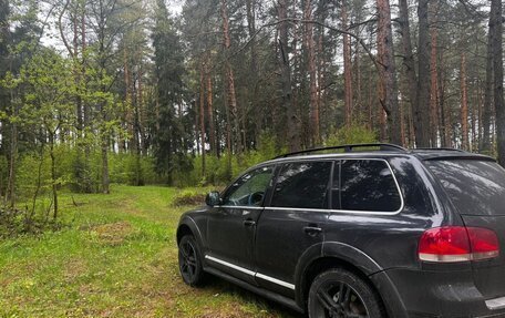 Volkswagen Touareg III, 2003 год, 825 000 рублей, 7 фотография