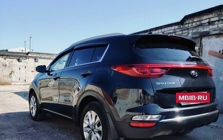 KIA Sportage IV рестайлинг, 2018 год, 2 500 000 рублей, 3 фотография
