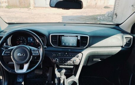 KIA Sportage IV рестайлинг, 2018 год, 2 500 000 рублей, 8 фотография