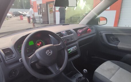Skoda Fabia II, 2014 год, 580 000 рублей, 7 фотография