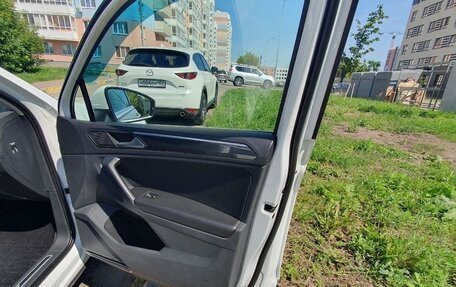 Volkswagen Tiguan II, 2018 год, 2 850 000 рублей, 14 фотография
