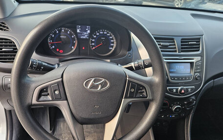 Hyundai Solaris II рестайлинг, 2015 год, 1 049 000 рублей, 12 фотография