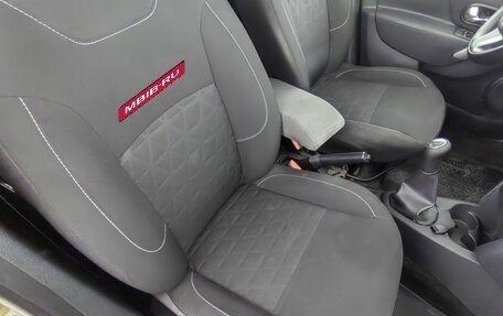 Renault Sandero II рестайлинг, 2016 год, 870 000 рублей, 21 фотография