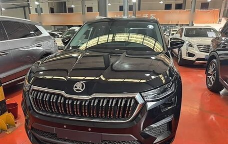 Skoda Kodiaq, 2023 год, 2 485 000 рублей, 5 фотография