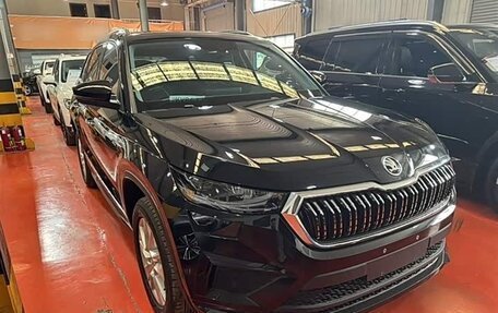 Skoda Kodiaq, 2023 год, 2 485 000 рублей, 2 фотография