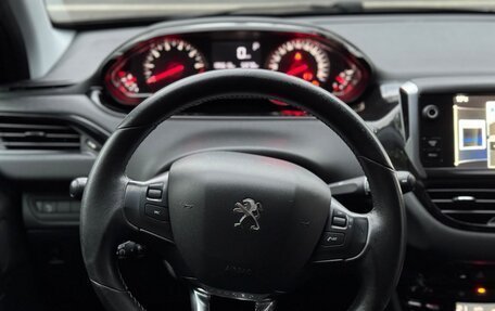 Peugeot 208 II, 2013 год, 675 000 рублей, 2 фотография