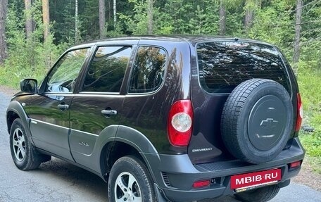Chevrolet Niva I рестайлинг, 2013 год, 580 000 рублей, 6 фотография