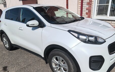 KIA Sportage IV рестайлинг, 2017 год, 1 500 000 рублей, 10 фотография